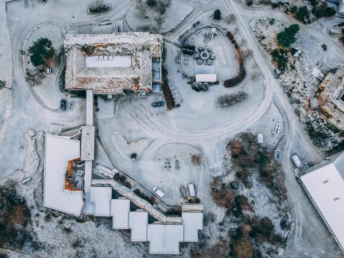 Dolmsundet Hotell Hitra Melandsjøen Buitenkant foto