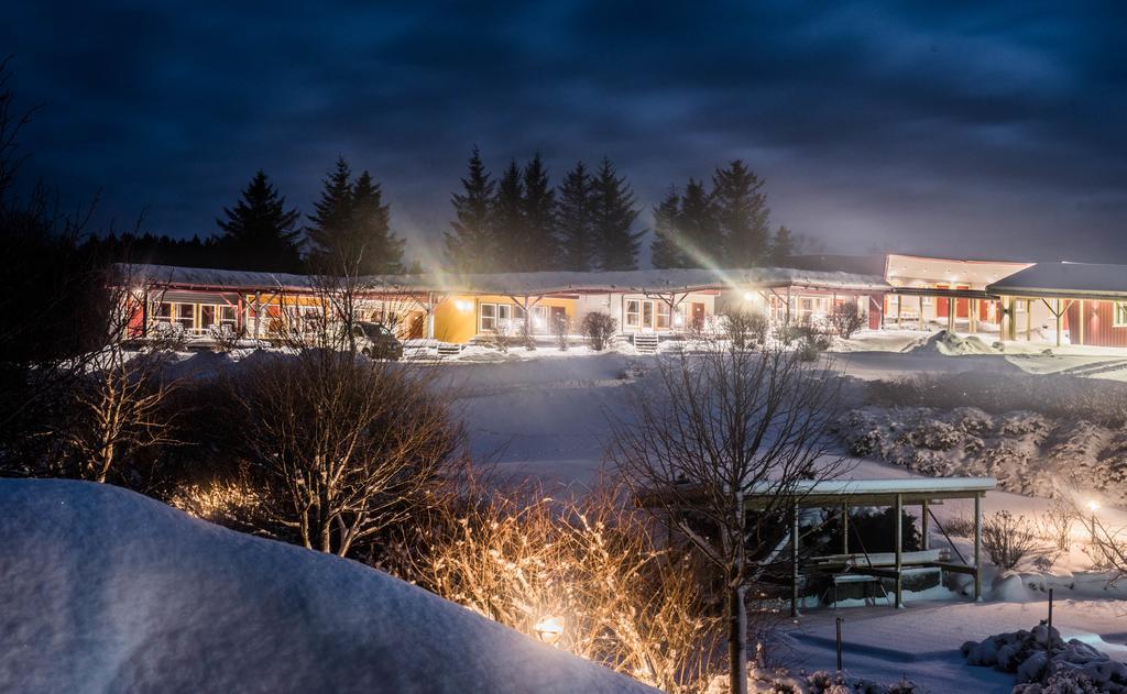 Dolmsundet Hotell Hitra Melandsjøen Buitenkant foto