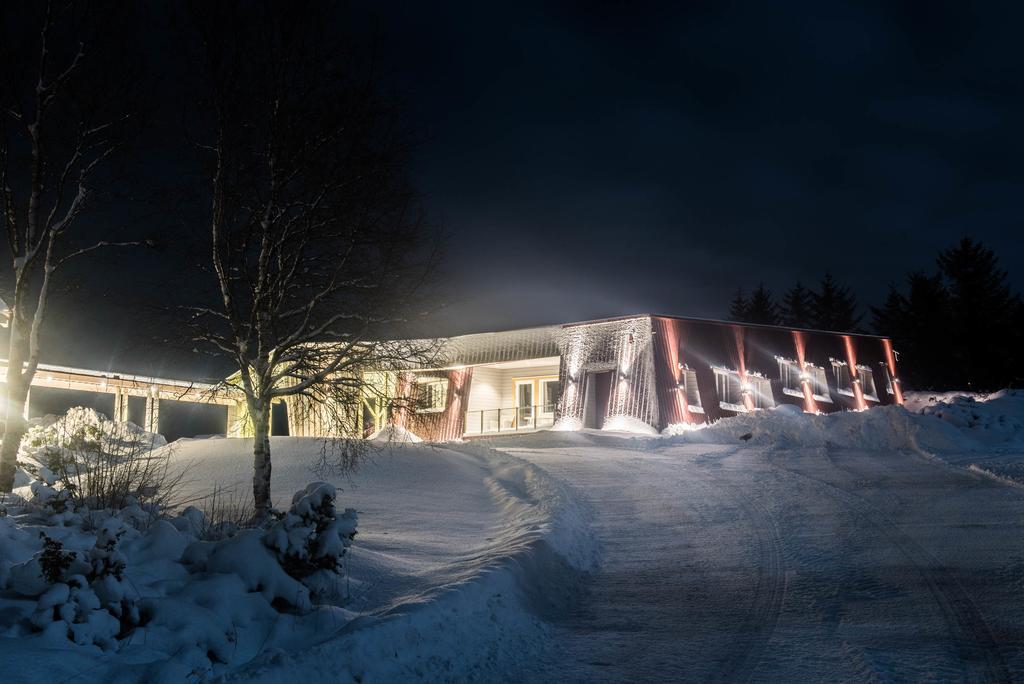 Dolmsundet Hotell Hitra Melandsjøen Buitenkant foto